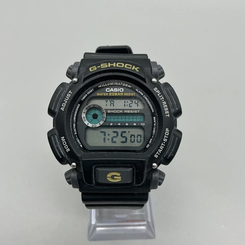 Casio G-Shock DW-9052 Mens Watch 44mm Digital Black Resin Strap Day Date
